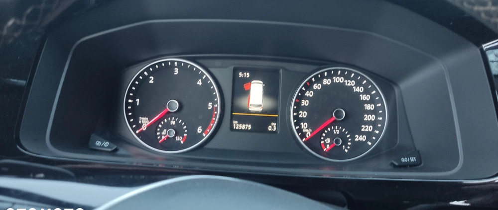 Volkswagen Multivan cena 149900 przebieg: 120000, rok produkcji 2016 z Kruszwica małe 781